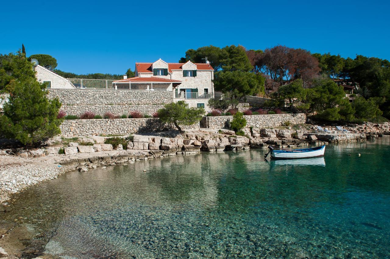 Luxury Villa Kate - In Lucice Bay With Turquoise Sea, Amazing Seaviews, And Heated Pool 밀나 외부 사진