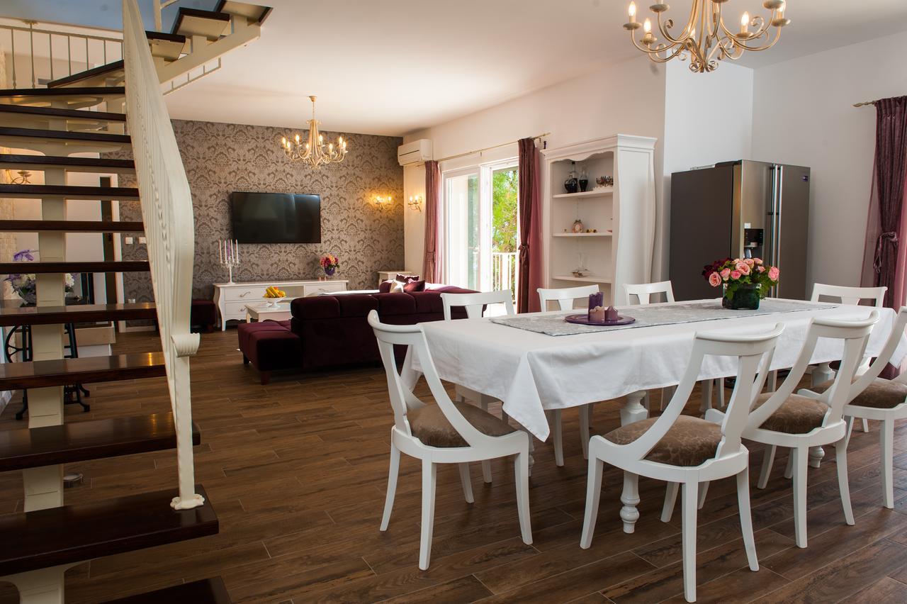 Luxury Villa Kate - In Lucice Bay With Turquoise Sea, Amazing Seaviews, And Heated Pool 밀나 외부 사진
