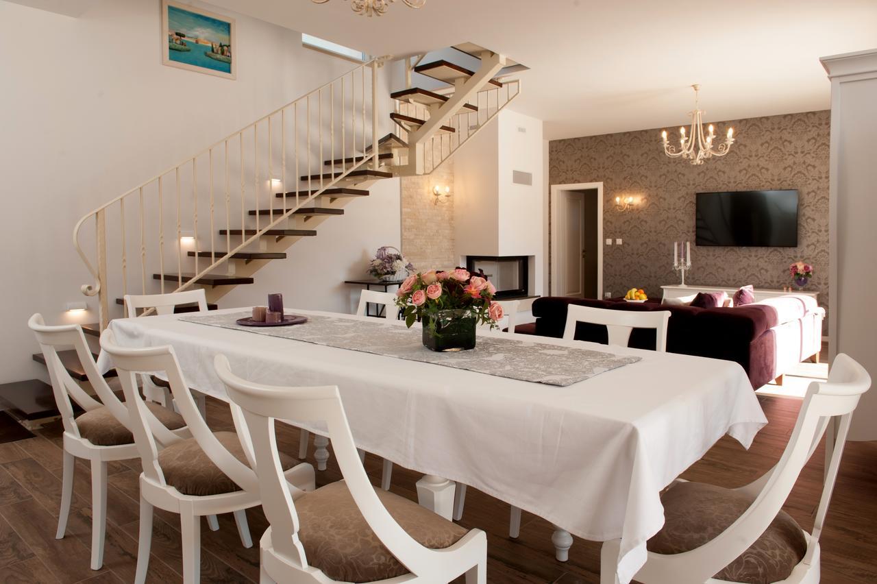 Luxury Villa Kate - In Lucice Bay With Turquoise Sea, Amazing Seaviews, And Heated Pool 밀나 외부 사진