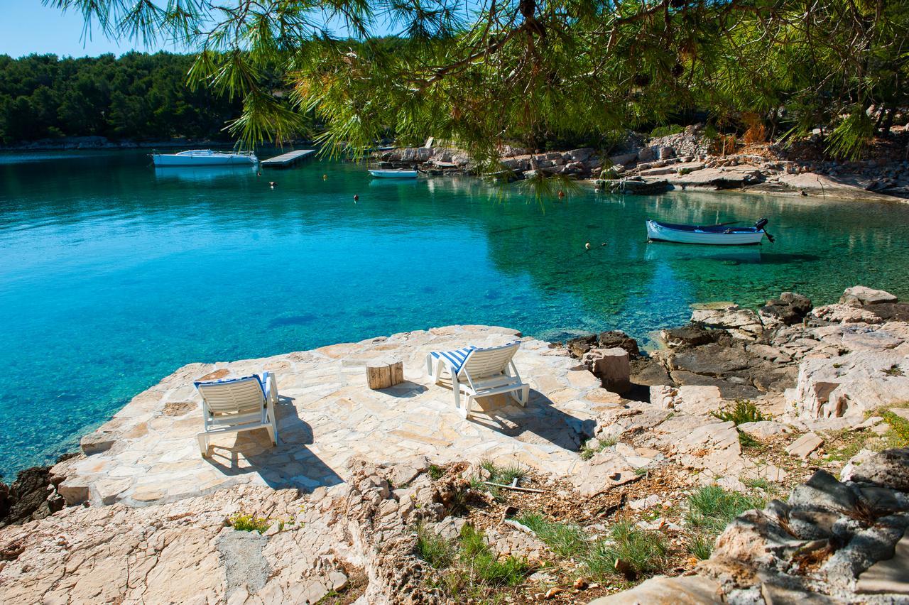 Luxury Villa Kate - In Lucice Bay With Turquoise Sea, Amazing Seaviews, And Heated Pool 밀나 외부 사진