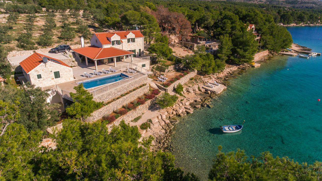 Luxury Villa Kate - In Lucice Bay With Turquoise Sea, Amazing Seaviews, And Heated Pool 밀나 외부 사진