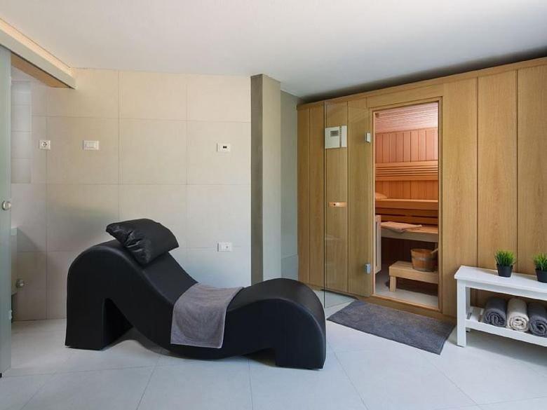 Luxury Villa Kate - In Lucice Bay With Turquoise Sea, Amazing Seaviews, And Heated Pool 밀나 외부 사진